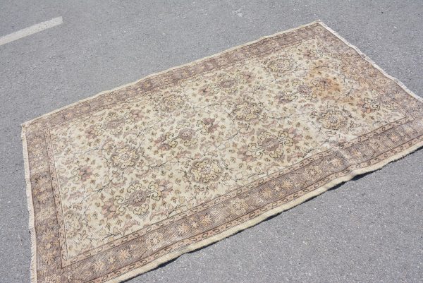 Vintage Turkish Rug TR79720 Image 2