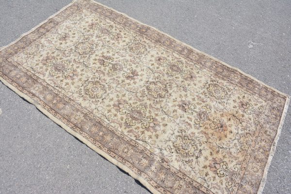 Vintage Turkish Rug TR79720 Image 4