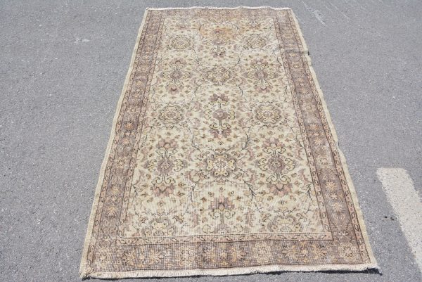 Vintage Turkish Rug TR79720 Image 1