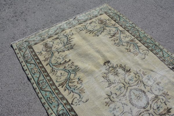 Vintage Turkish Rug TR79810 Image 6