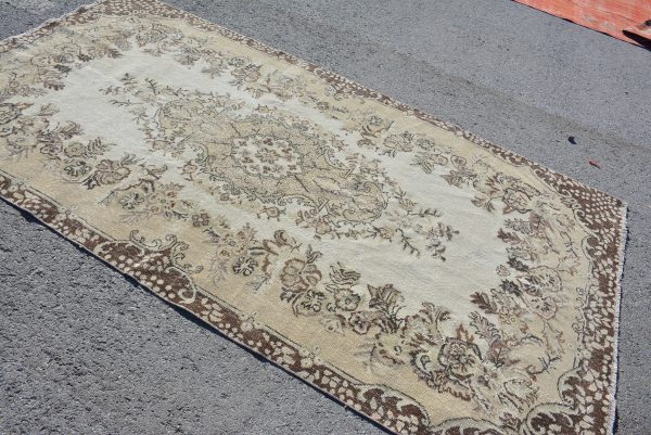 Vintage Turkish Rug TR79860 Image 2