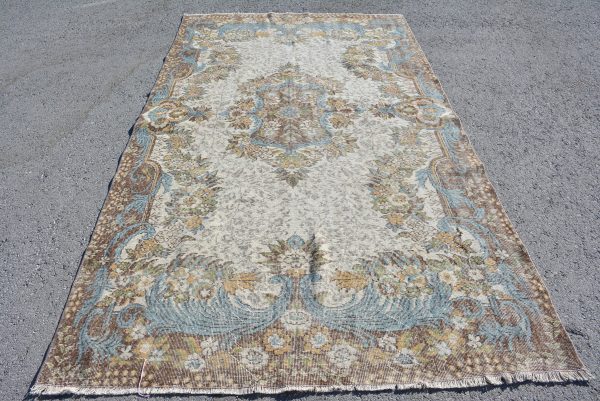 Vintage Turkish Rug TR79890 Image 1
