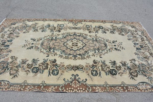 Vintage Turkish Rug TR80230 Image 3