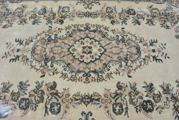 Vintage Turkish Rug TR80230 Image 5