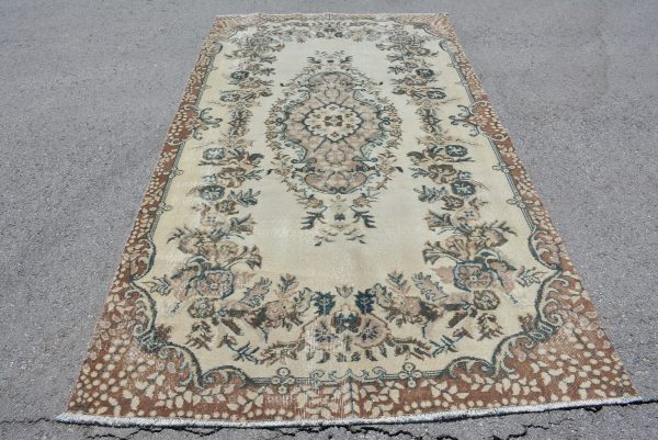 Vintage Turkish Rug TR80230 Image 1