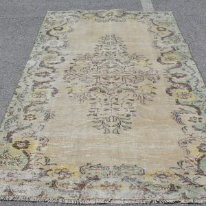 Vintage Turkish Rug TR80260 Image 1
