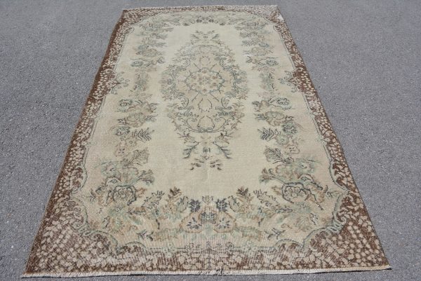 Vintage Turkish Rug TR80280 Image 1
