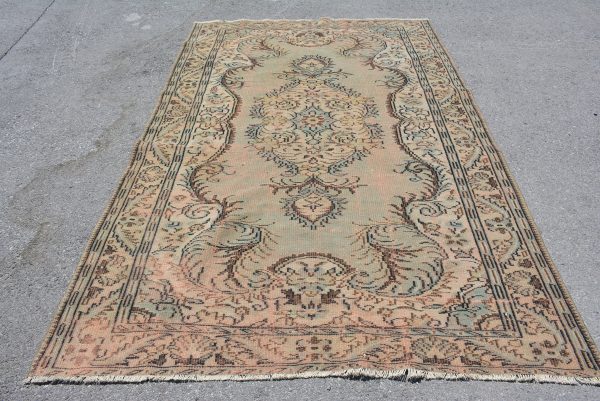 Vintage Turkish Rug TR80290 Image 1