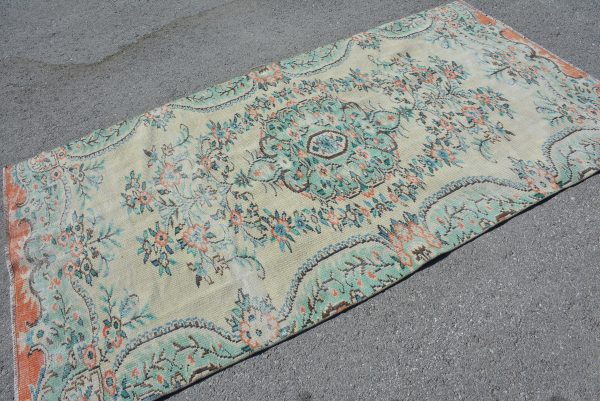 Vintage Turkish Rug TR80630 Image 4
