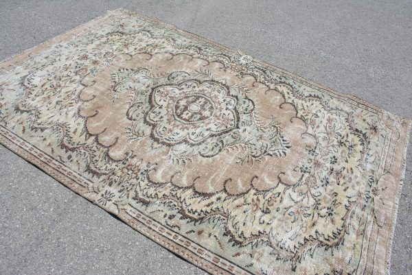Vintage Turkish Rug TR80790 Image 4
