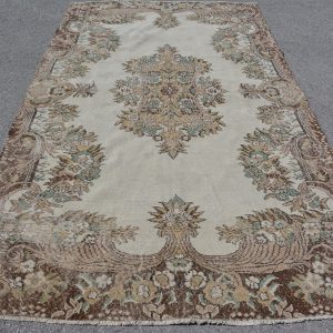 Vintage Turkish Rug TR80860 Image 1