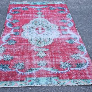 4.3 ft. x 8.3 ft. Vintage Turkish Rug TR93430 Image 1