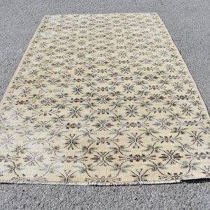 5.9 ft. x 9.4 ft. Vintage Turkish Rug TR93760 Image 1