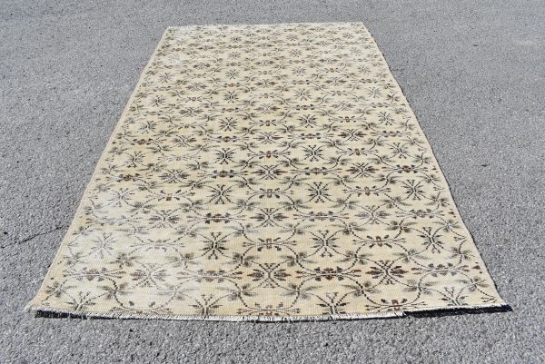 5.9 ft. x 9.4 ft. Vintage Turkish Rug TR93760 Image 1