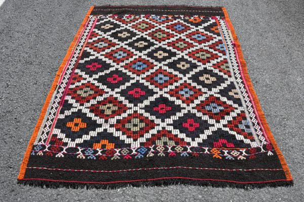 4.7 ft. x 6.9 ft. Vintage Kilim Rug TR46662 Image 1