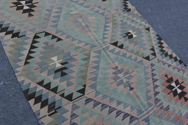 5.2 ft. x 9.6 ft. Vintage Kilim Rug TR48832 Image 5