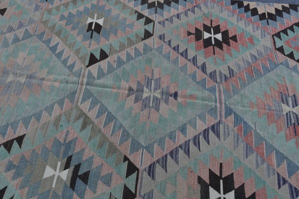 5.2 ft. x 9.6 ft. Vintage Kilim Rug TR48832 Image 6