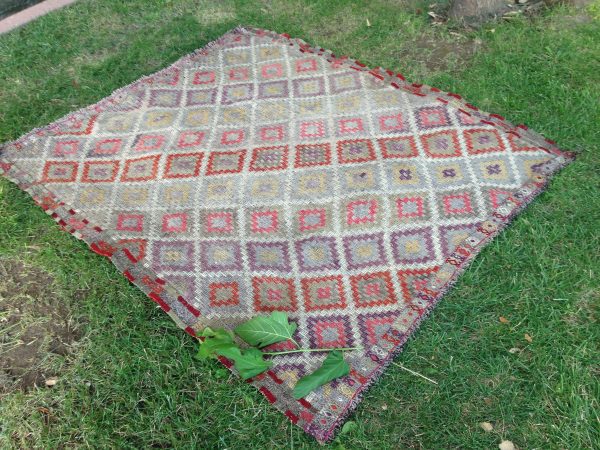 4.6 ft. x 5.4 ft. Vintage Kilim Rug TR11232 Image 5