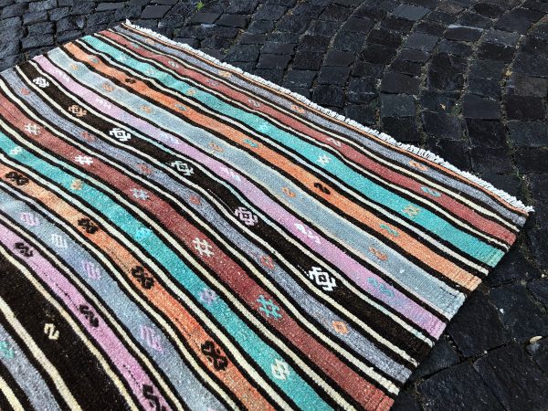 4.9 ft. x 8.6 ft. Vintage Kilim Rug TR49512 Image 6