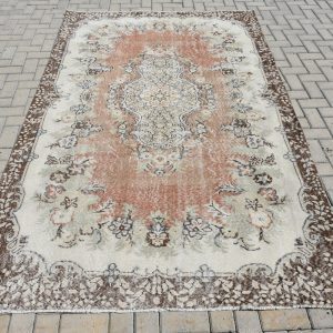 5.8 ft. x 9.3 ft. Vintage Turkish Rug TR67095 Image 1