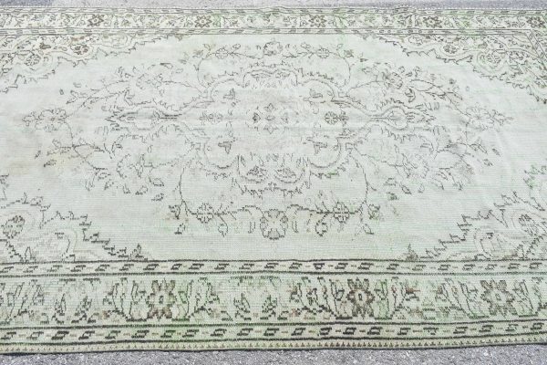 5.7 ft. x 9.7 ft. Vintage Turkish Rug TR67645 Image 5