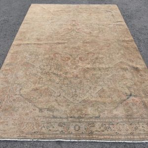5.9 ft. x 9.7 ft. Vintage Turkish Rug TR71695 Image 1