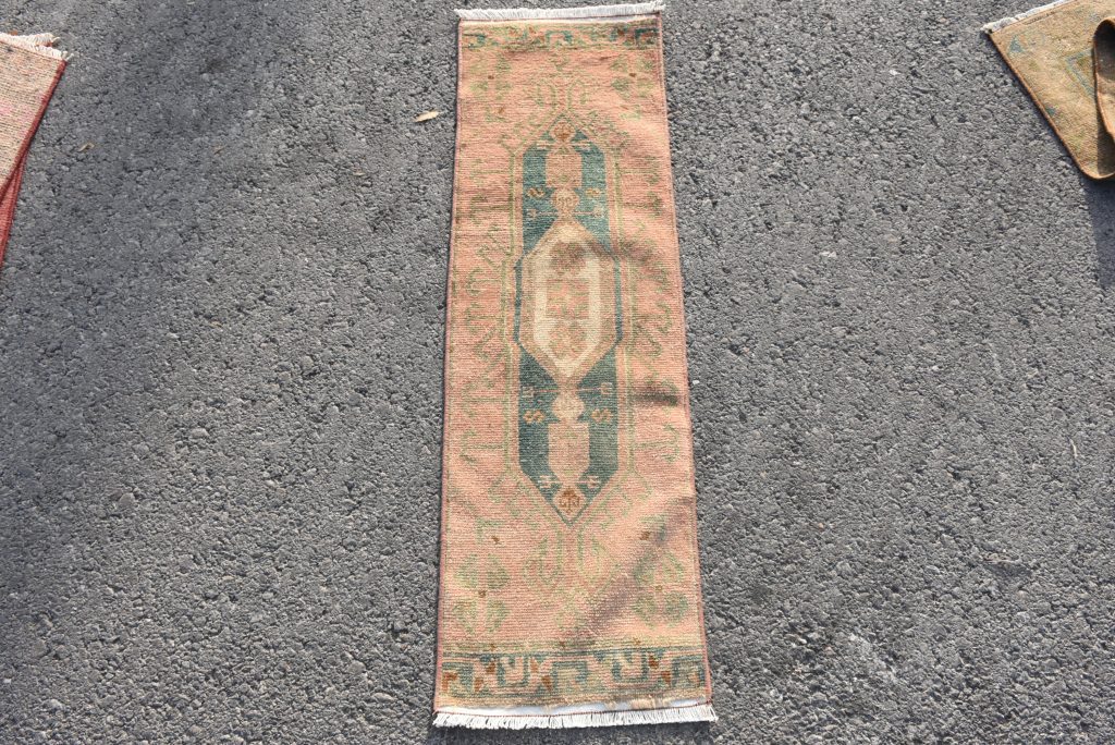 * vintage runner ୨୧ 聖ルチア * テーブルランナー クロス Noche Buena 刺繍 テーブルランナー 約20×160cm｜アミブルージュ