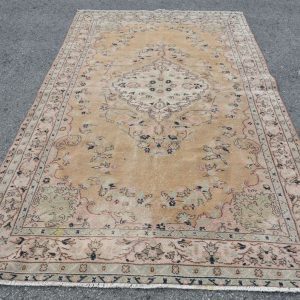 5.4 ft. x 9.4 ft. Vintage Turkish Rug TR74075 Image 1