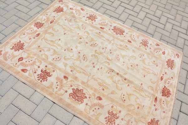 4.2 ft. x 6 ft. Vintage Turkish Rug TR77405 Image 4
