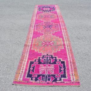 3.1 ft. x 11.4 ft. Vintage Turkish Rug TR77965 Image 1