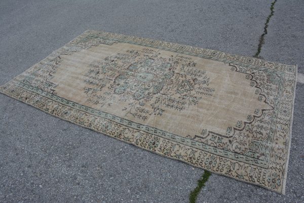 4.9 ft. x 8.4 ft. Vintage Turkish Rug TR78245 Image 4