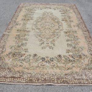 5.8 ft. x 8.9 ft. Vintage Turkish Rug TR78405 Image 1