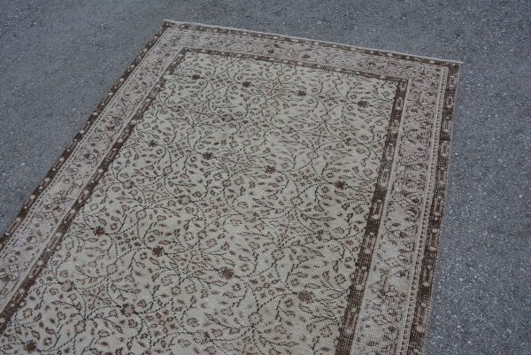 4.8 ft. x 8.9 ft. Vintage Turkish Rug TR78415 Image 6