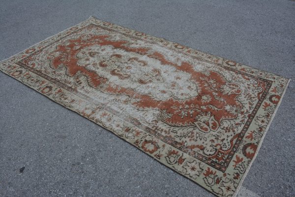 4.6 ft. x 8.8 ft. Vintage Turkish Rug TR78425 Image 4