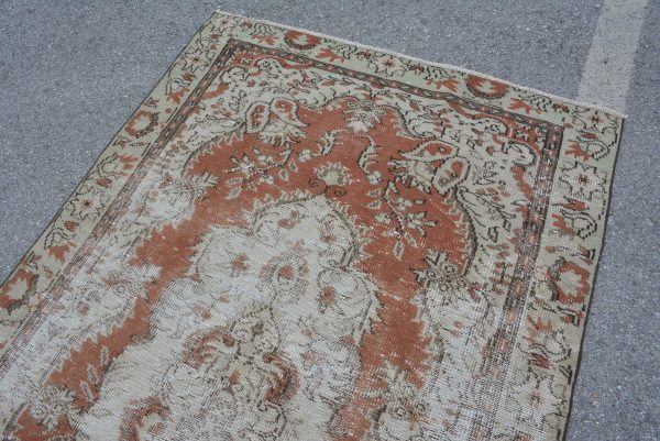 4.6 ft. x 8.8 ft. Vintage Turkish Rug TR78425 Image 6