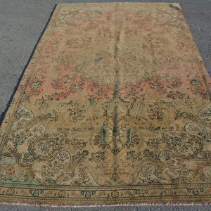 5.8 ft. x 9.6 ft. Vintage Turkish Rug TR82865 Image 1