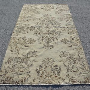 4.5 ft. x 8.5 ft. Vintage Turkish Rug TR83255 Image 1