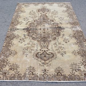 5.2 ft. x 7.7 ft. Vintage Turkish Rug TR83295 Image 1