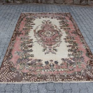 5.2 ft. x 8.7 ft. Vintage Turkish Rug TR04176 Image 1