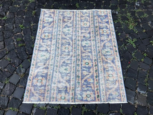 3.2 ft. x 4 ft. Vintage Patchwork Rug TR19604 Image 4