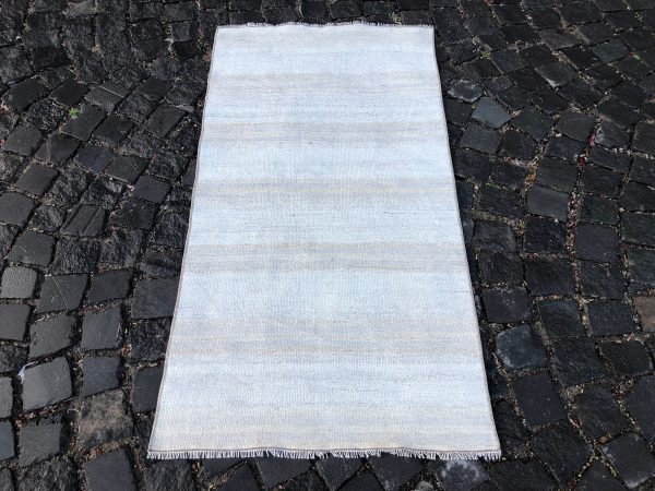 2.5 ft. x 4.6 ft. Vintage Kilim Rug TR52402 Image 4