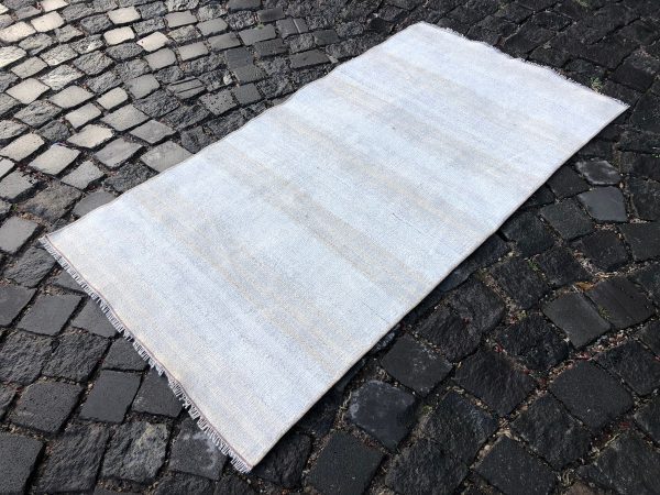 2.5 ft. x 4.6 ft. Vintage Kilim Rug TR52402 Image 1