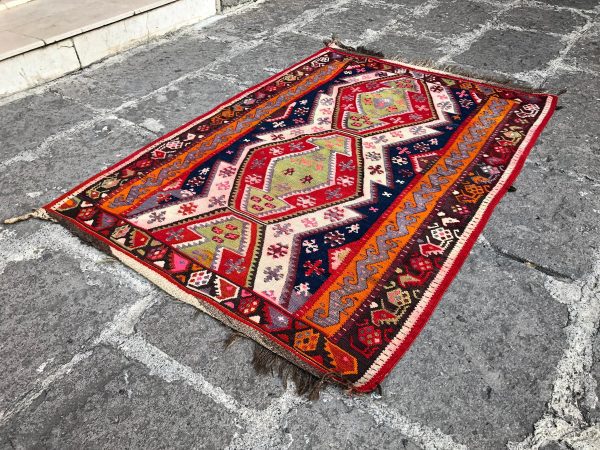 3.5 ft. x 4.8 ft. Vintage Kilim Rug TR52872 Image 1