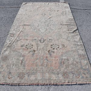 5.1 ft. x 9.4 ft. Vintage Turkish Rug TR12596 Image 1