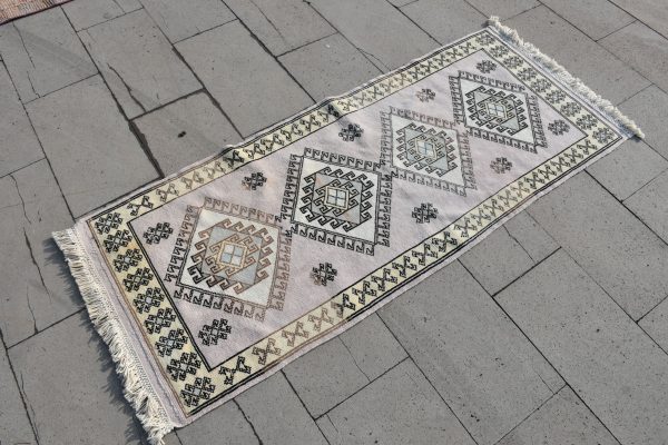 2.4 ft. x 5.7 ft. Vintage Turkish Rug TR14646 Image 3