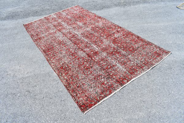 4.7 ft. x 8.4 ft. Vintage Turkish Rug TR20536 Image 2