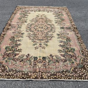 5.4 ft. x 9 ft. Vintage Turkish Rug TR21296 Image 1
