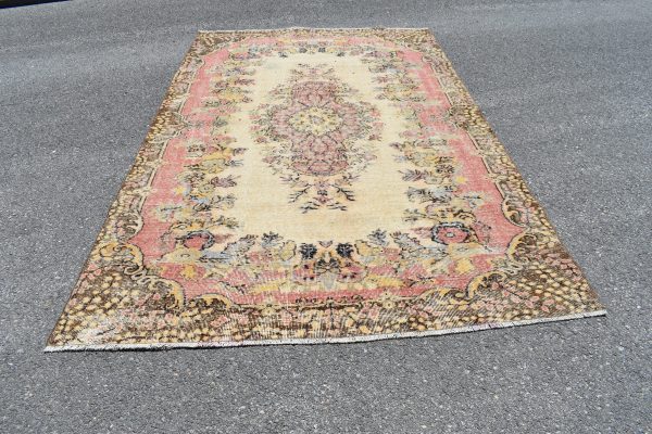 6.1 ft. x 9.9 ft. Vintage Turkish Rug TR22136 Image 1