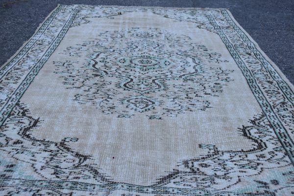 5.6 ft. x 8.9 ft. Vintage Turkish Rug TR23476 Image 2