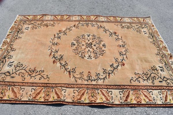 5.5 ft. x 8 ft. Vintage Turkish Rug TR34086 Image 3